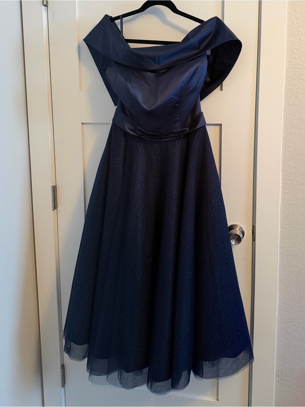 NWT Modern Tea-length A-Line Off-the-shoulder Satin Tulle Formal Dress. Navy 12 - Picture 7 of 10